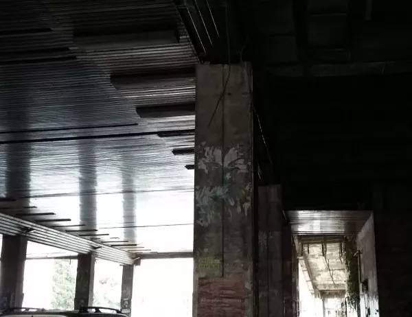  Тунелът до пощата в Асеновград 